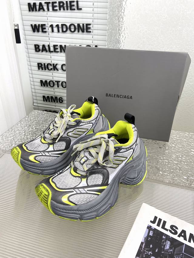 Balenciaga巴黎世家 最新款10Xl 10Xl系列 情侣款老爹鞋 顶级版本 运动鞋原版购入开发 做货 Balenciaga 整体鞋型汲取了balenci